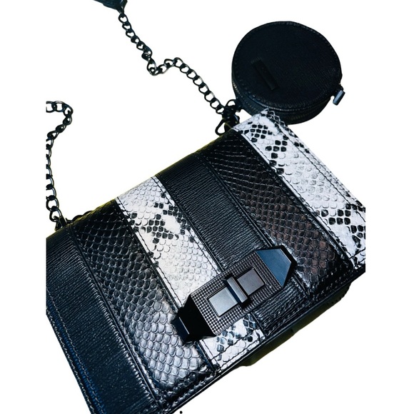 ALDO Snakeskin Clutch w/ Matching Coin Purse - Picture 2 of 5